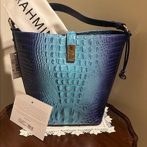 FIRM PRICE - NWT Brahmin Shira Affinity Ombré Melbourne Shoulder bag